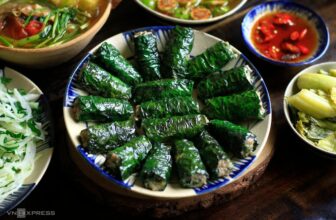Vietnamese Grilled Meat Wrapped In Betel Leaves – Cha La Lot